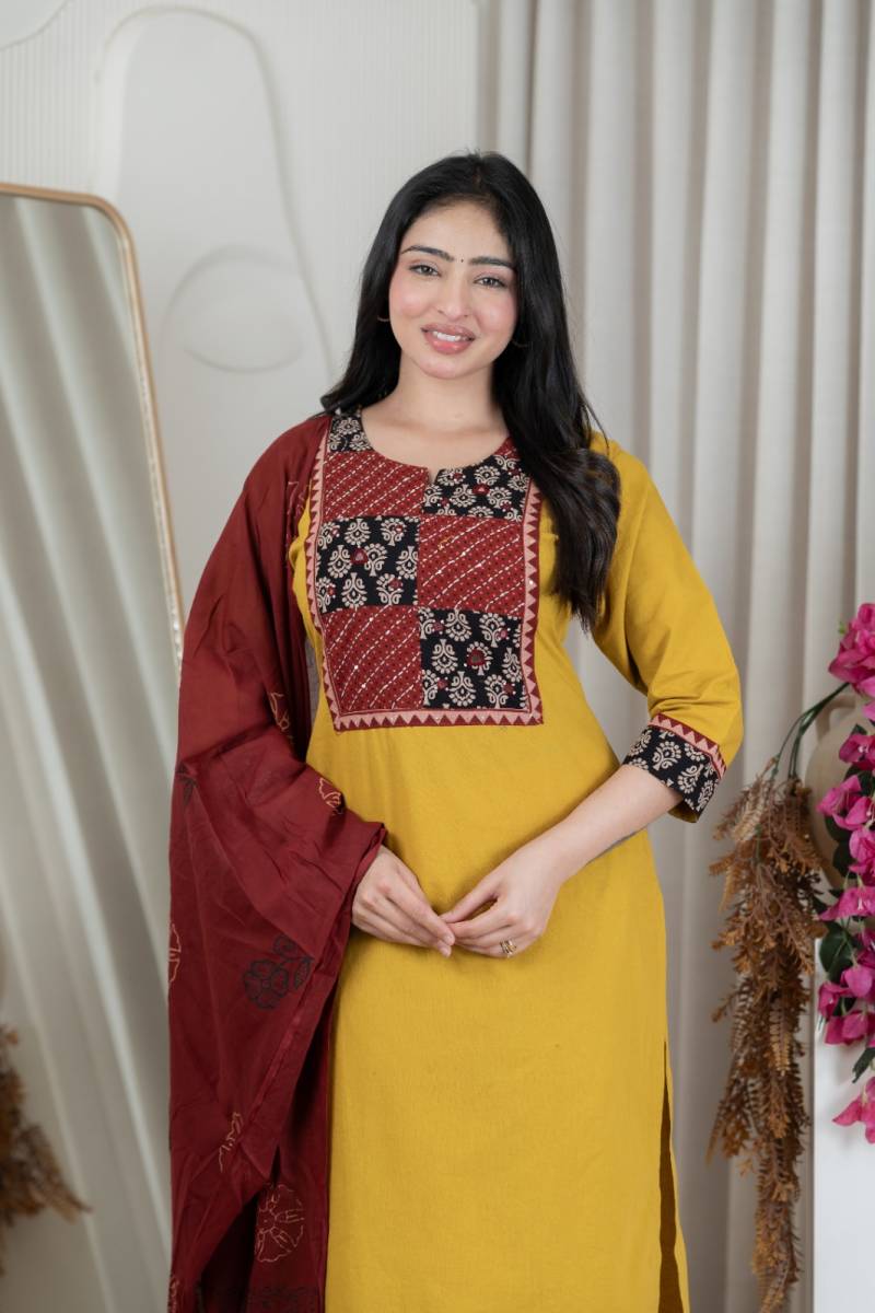 Naisha K 448 Cotton Dhabhu Simple Casual Wear Kurti Pant And Dupatta