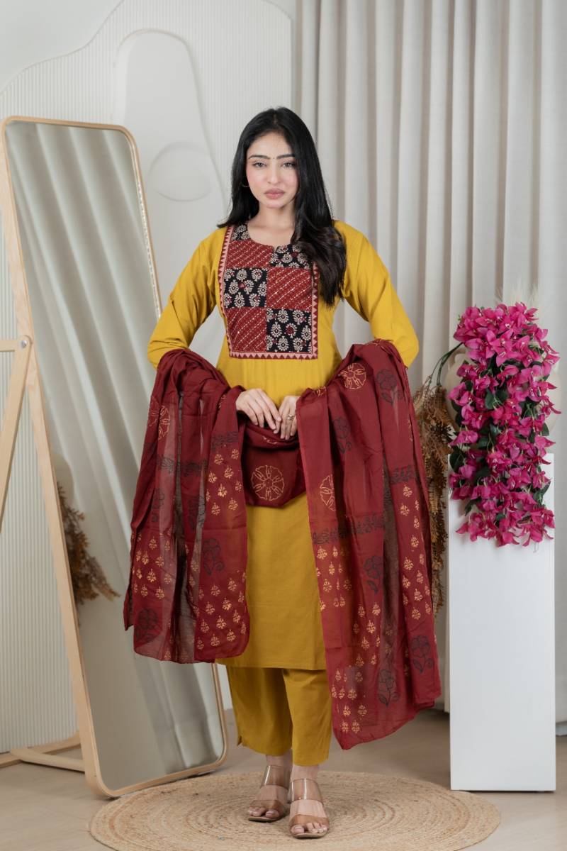 Naisha K 448 Cotton Dhabhu Simple Casual Wear Kurti Pant And Dupatta