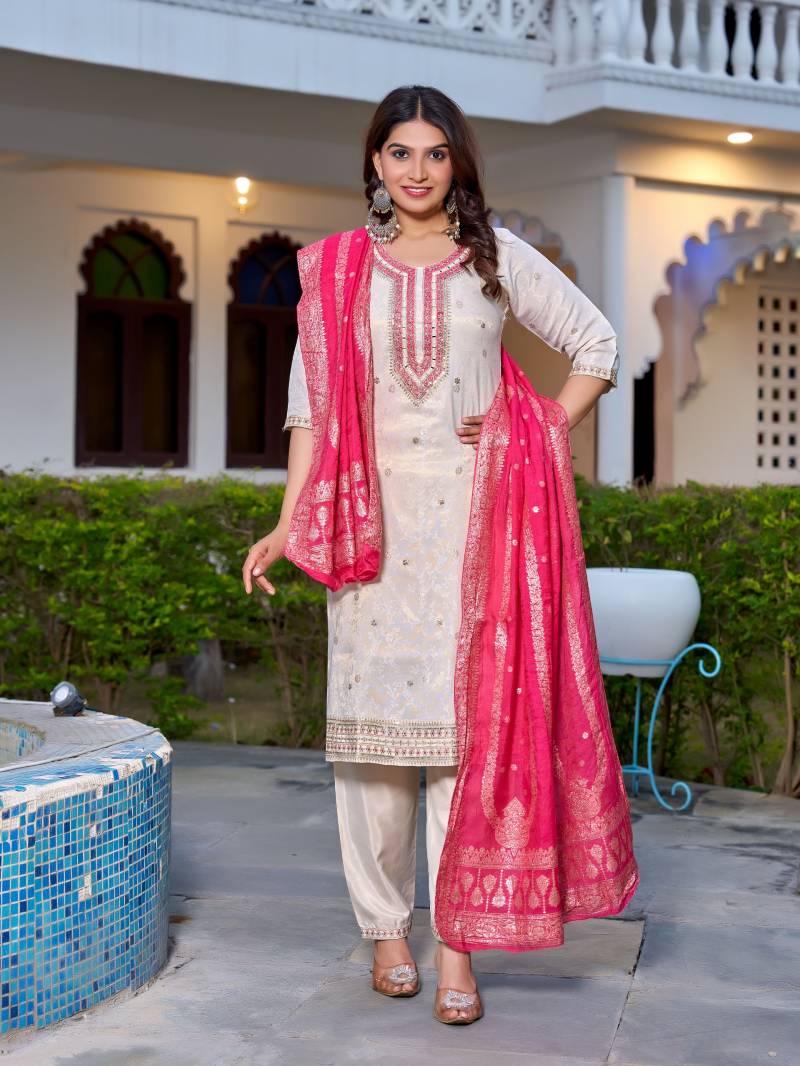 Naisha K 451 Georgette Festival Wear Kurti Pant And Dupatta
