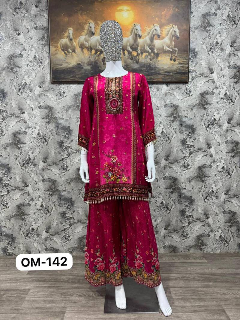 Om 142 Crepe Printed Kurti With Bottom Collection