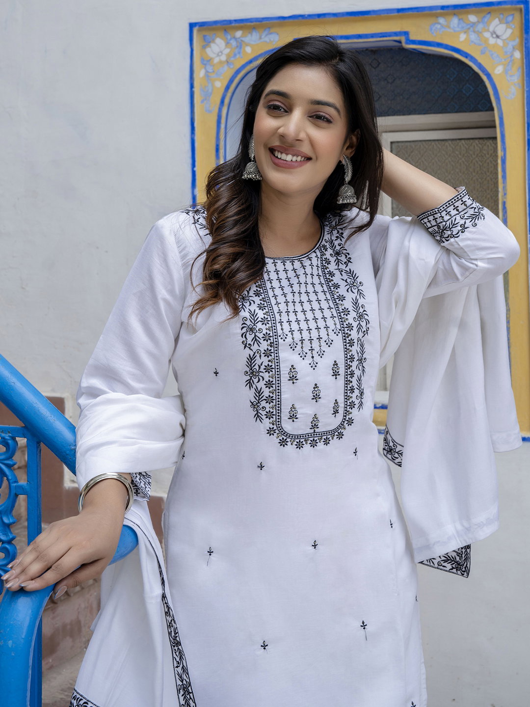 VP 9592 White Viscose Roman Silk Embroidery Straight Kurta Pant with Dupatta Set