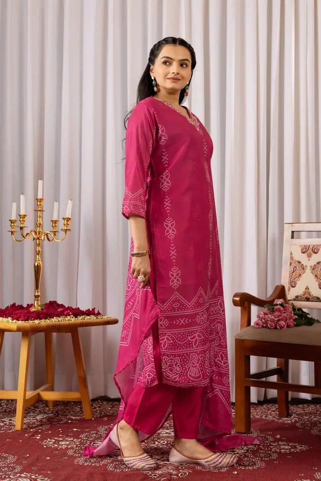Dt Muslin Silk Festive Wear Kurti Bottom With Dupatta Collection