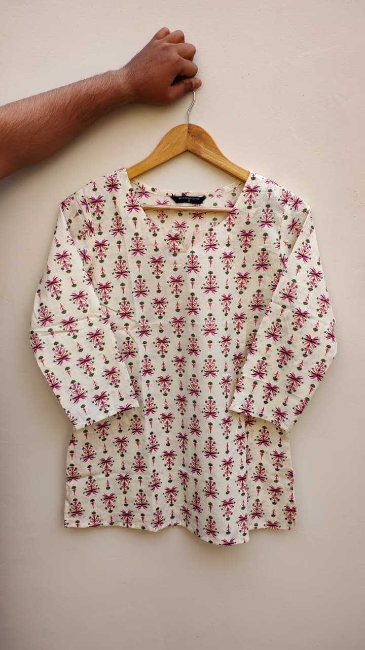 Naisha K 475 Cotton Printed Short Casual Wear Top Collection