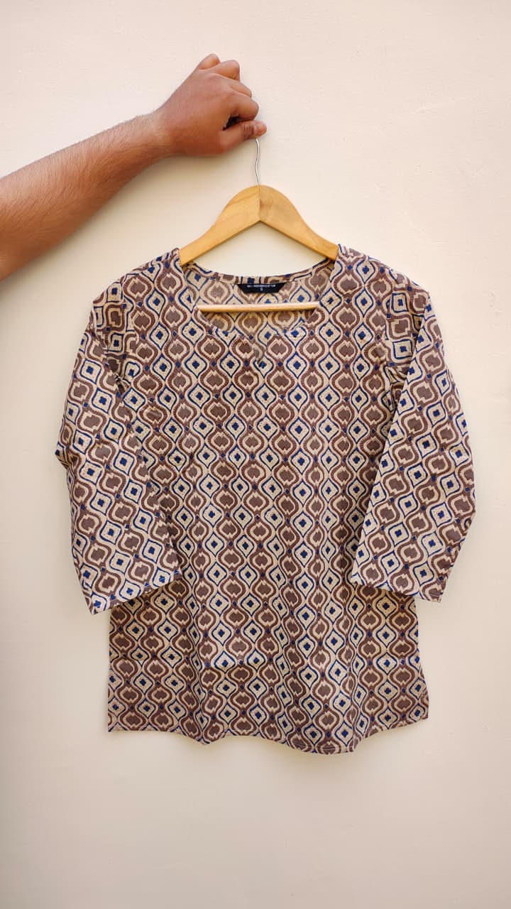Naisha K 475 Cotton Printed Short Casual Wear Top Collection