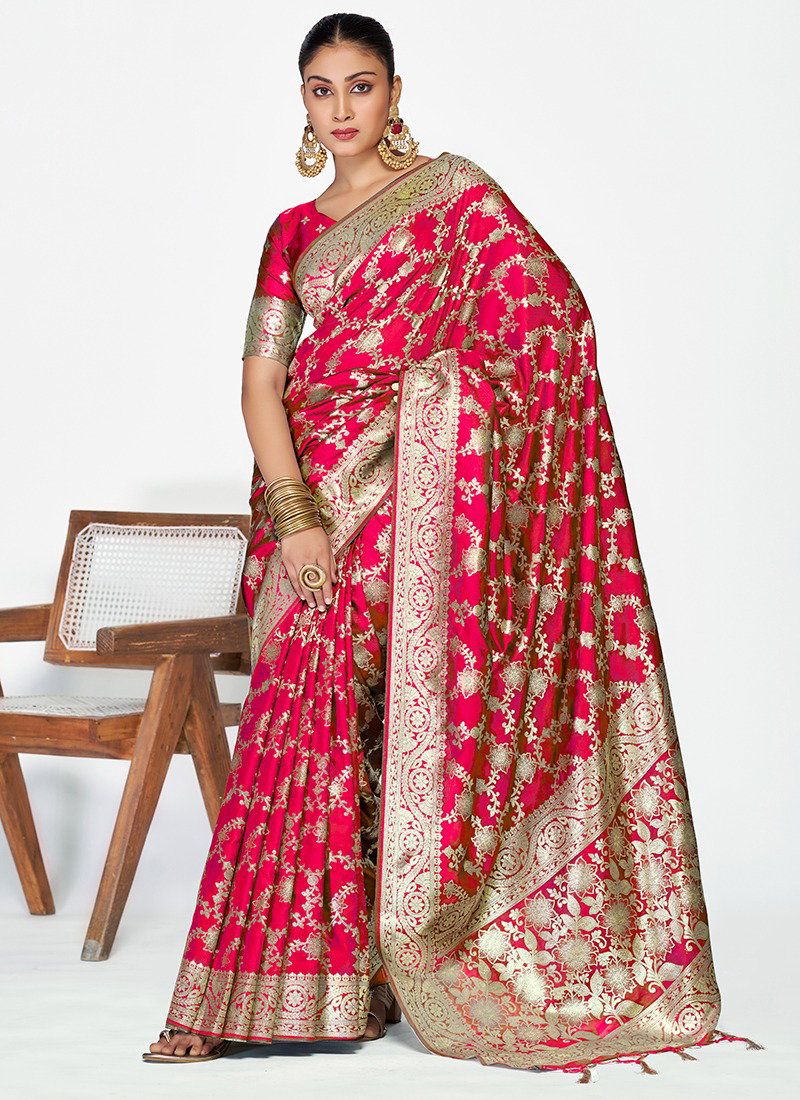 Vellora Vol 4 Banarasi Silk Weaving Work Saree