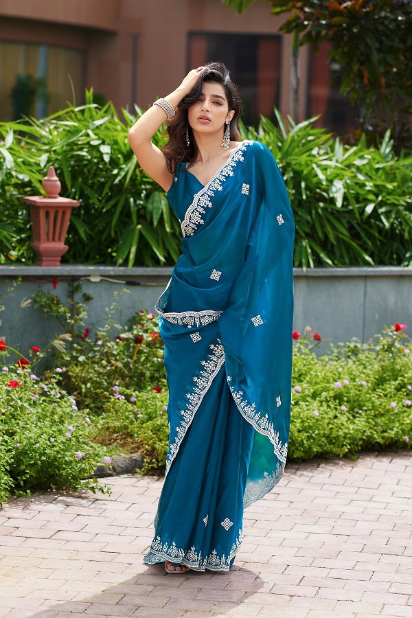 Meera 313 Party Wear Embroidery Worked Shimmer Chiffon Saree with Un Stitched Blouse