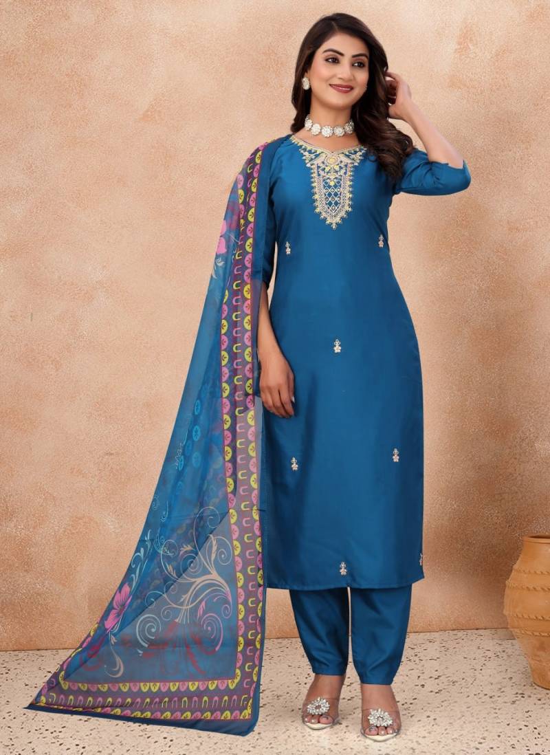9Star Fashion Guzarish Cotton Blend Embroidery Worked Kurti With Bottom Dupatta