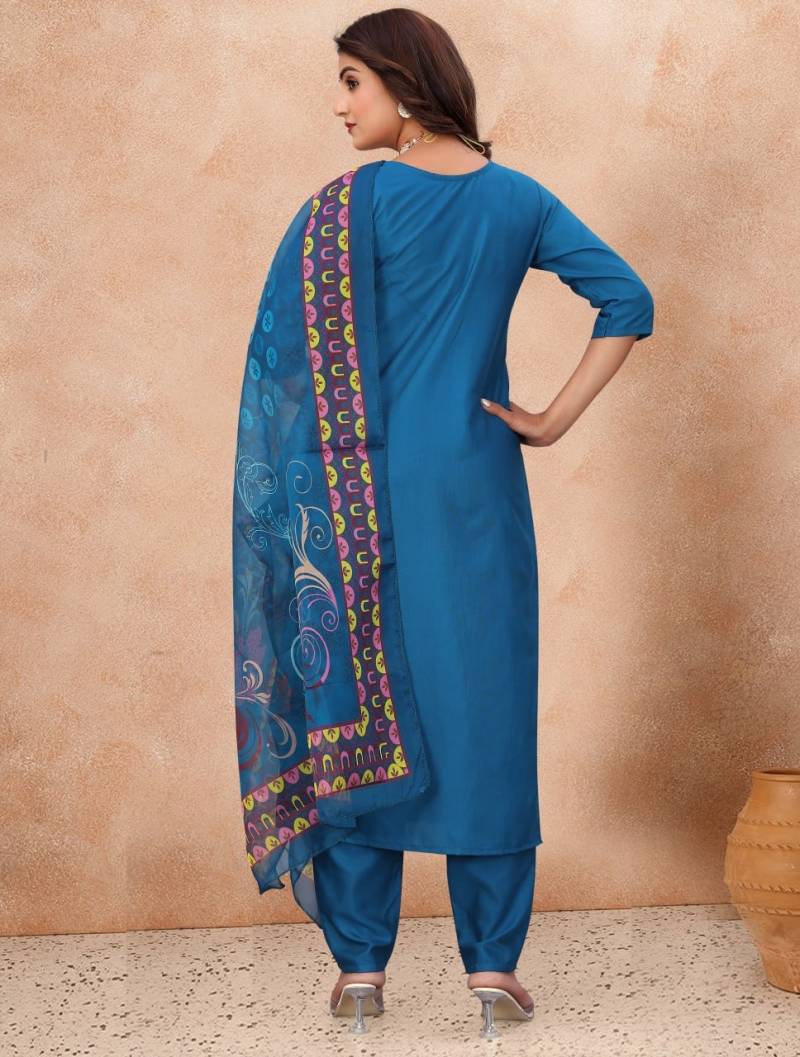9Star Fashion Guzarish Cotton Blend Embroidery Worked Kurti With Bottom Dupatta