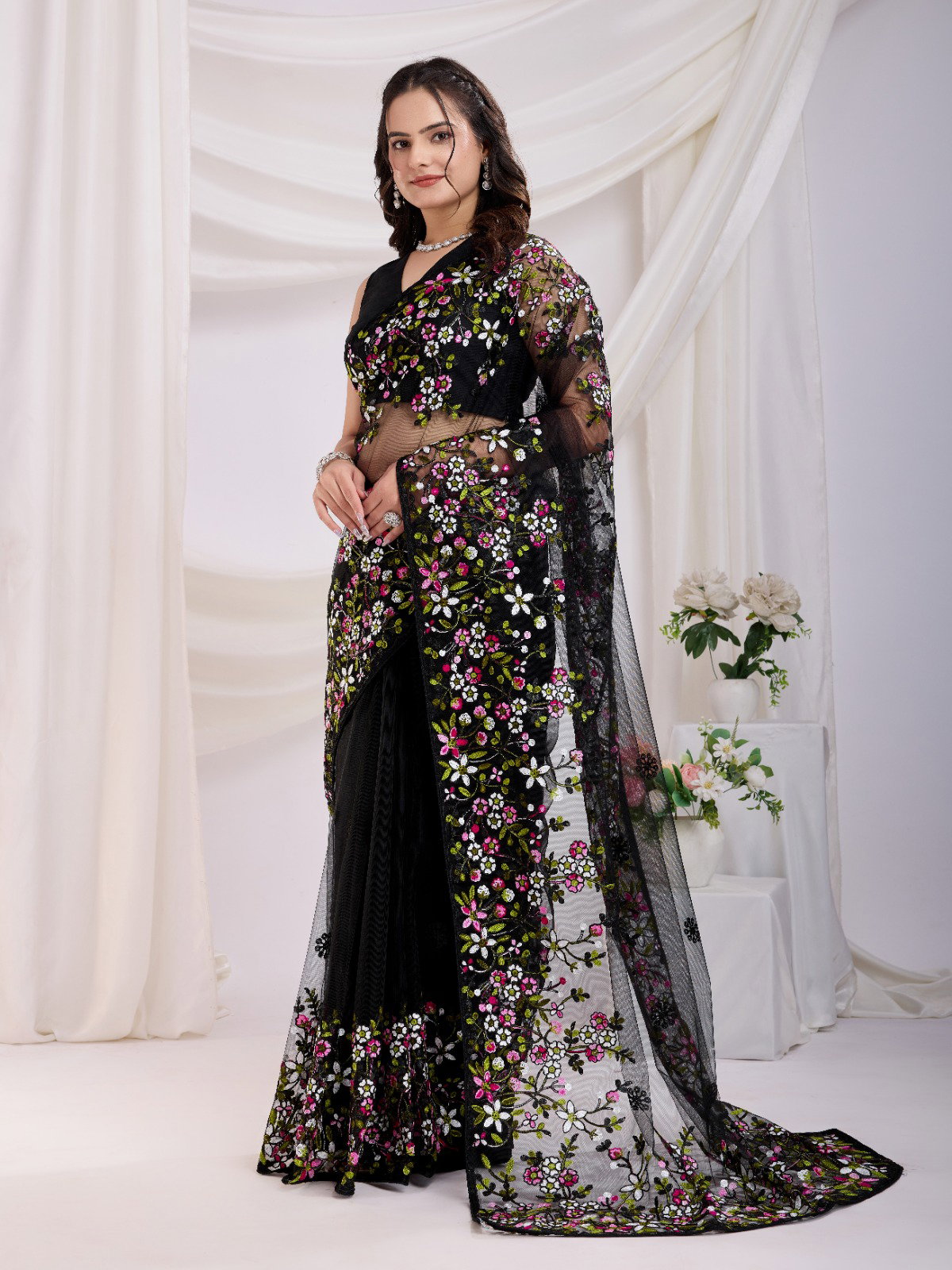 Vaamika 21 Net Thread Embroidery Party Wear Saree