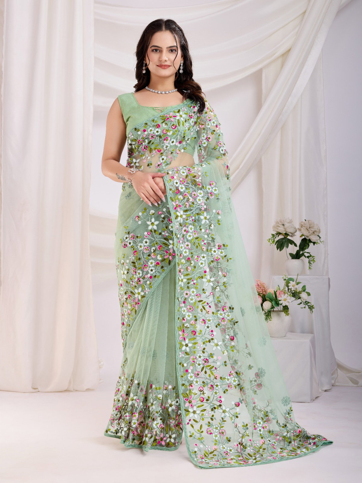Vaamika 21 Net Thread Embroidery Party Wear Saree