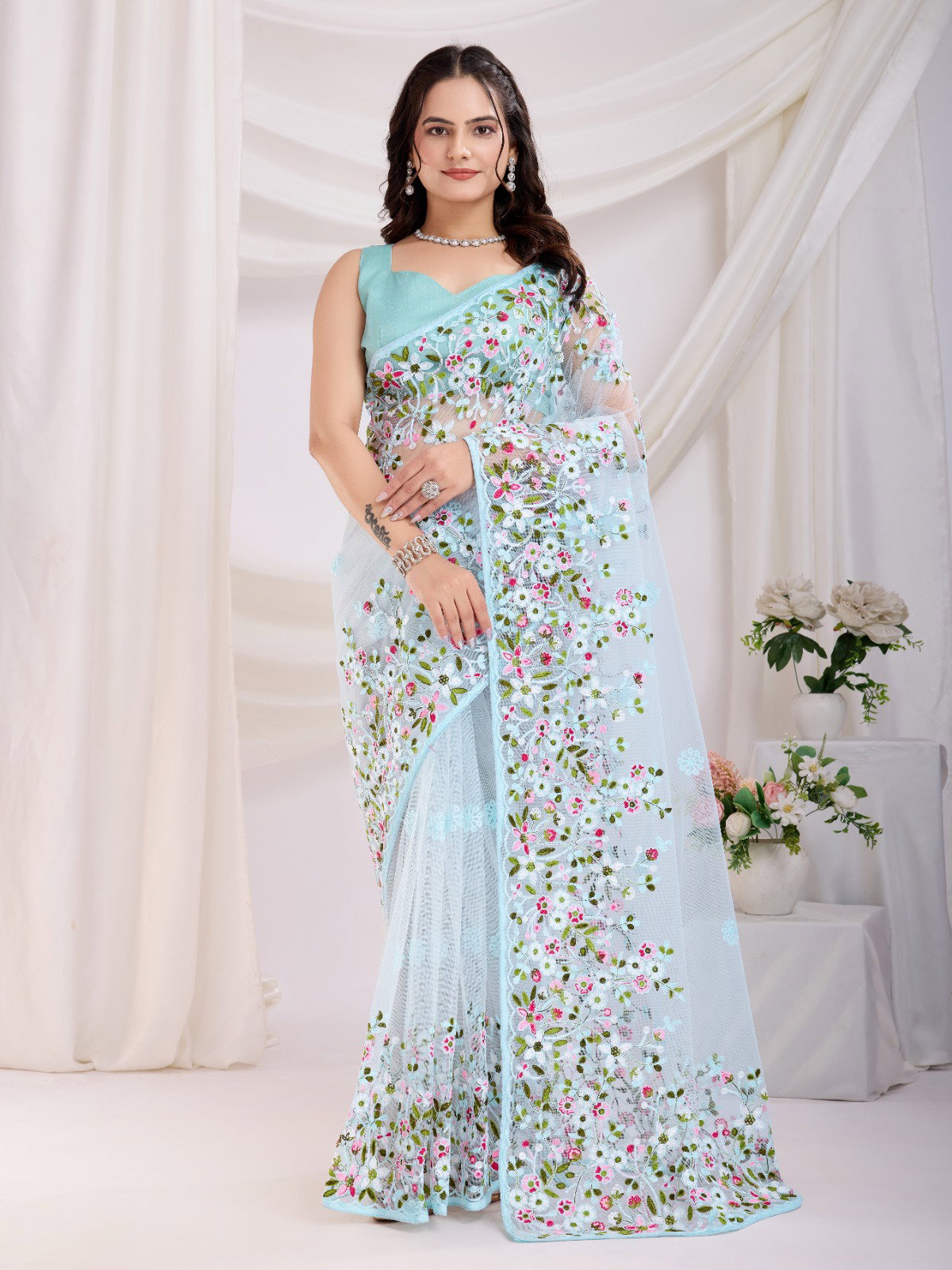 Vaamika 21 Net Thread Embroidery Party Wear Saree