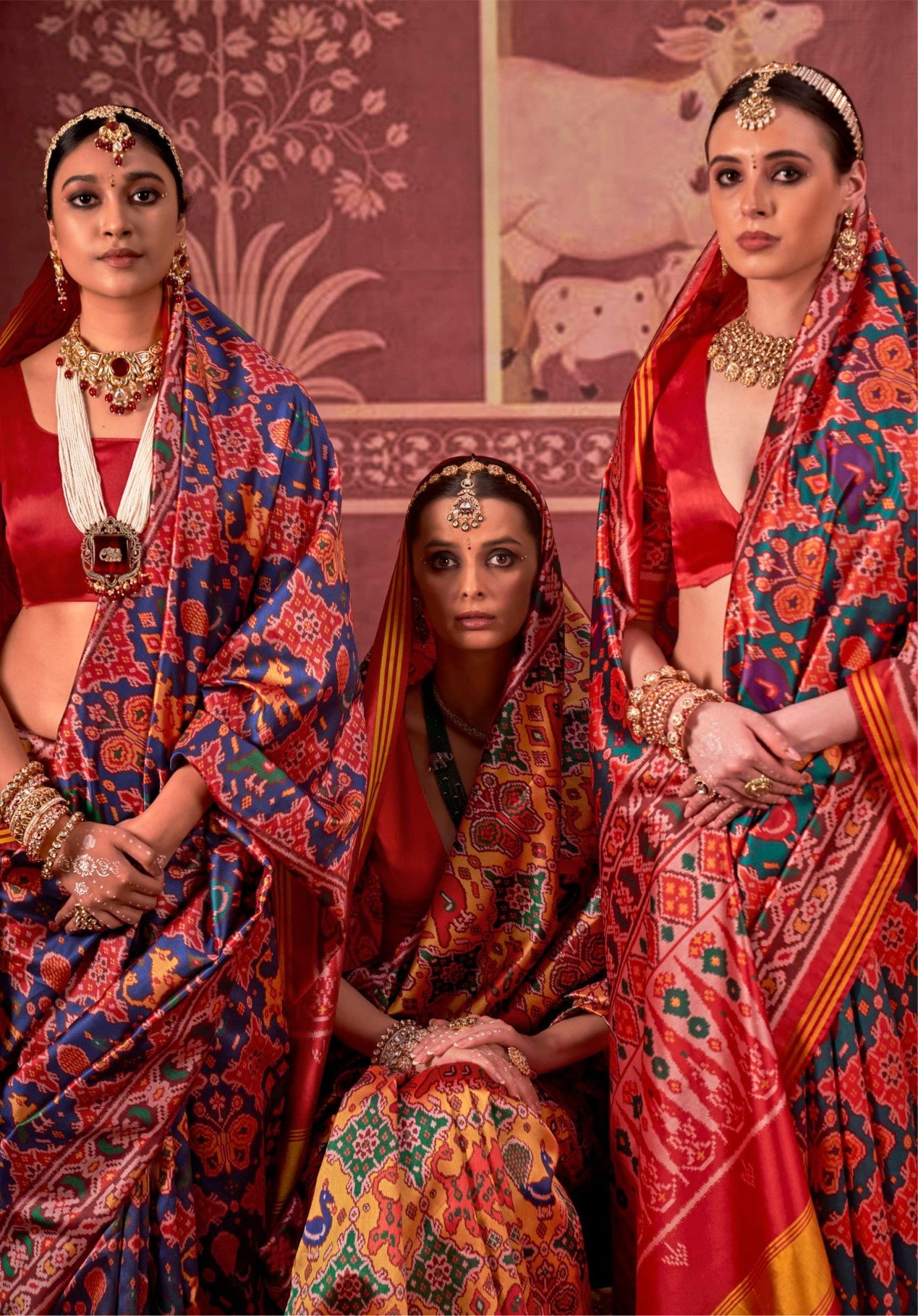 Kreshva Patola Vintage Traditional Wear Patola Silk Saree Collection