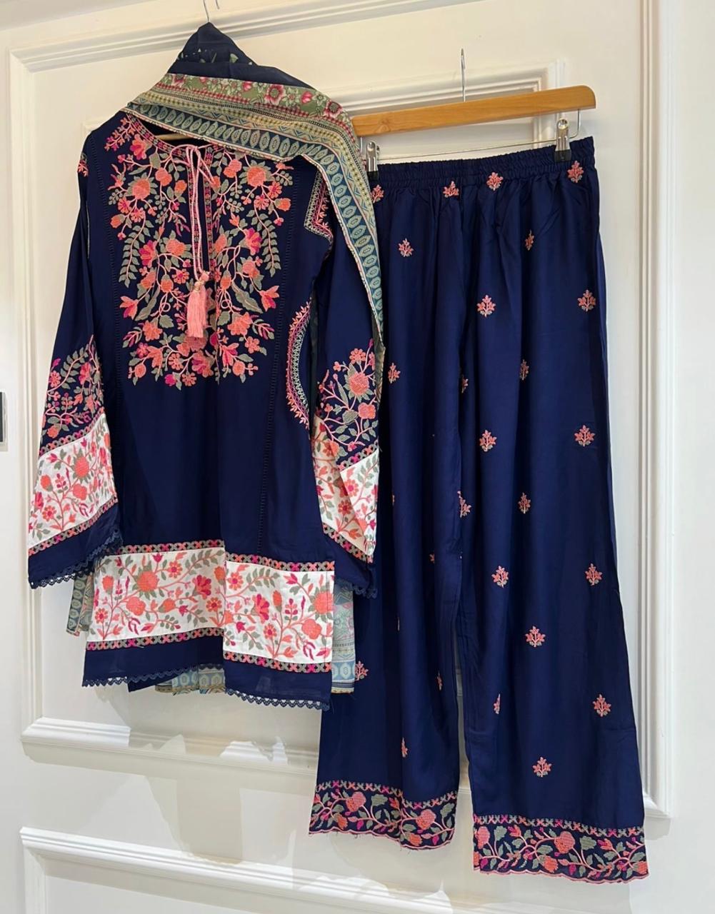 Mehboob Tex 1829 Cotton Dupatta Rayon Pakistani Salwar Kameez