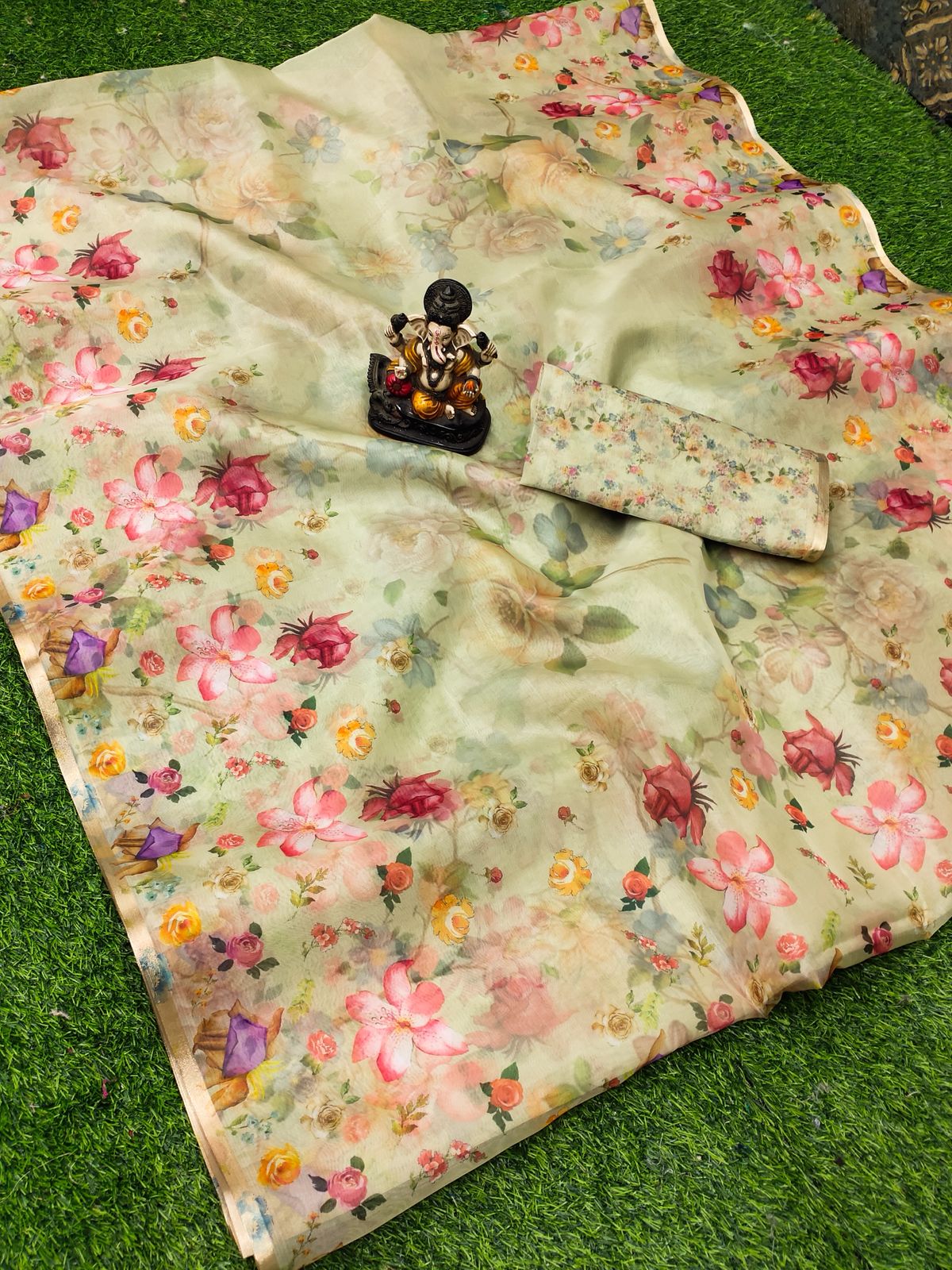 Lekha VC Mumtaj Organza Digital Printed Saree