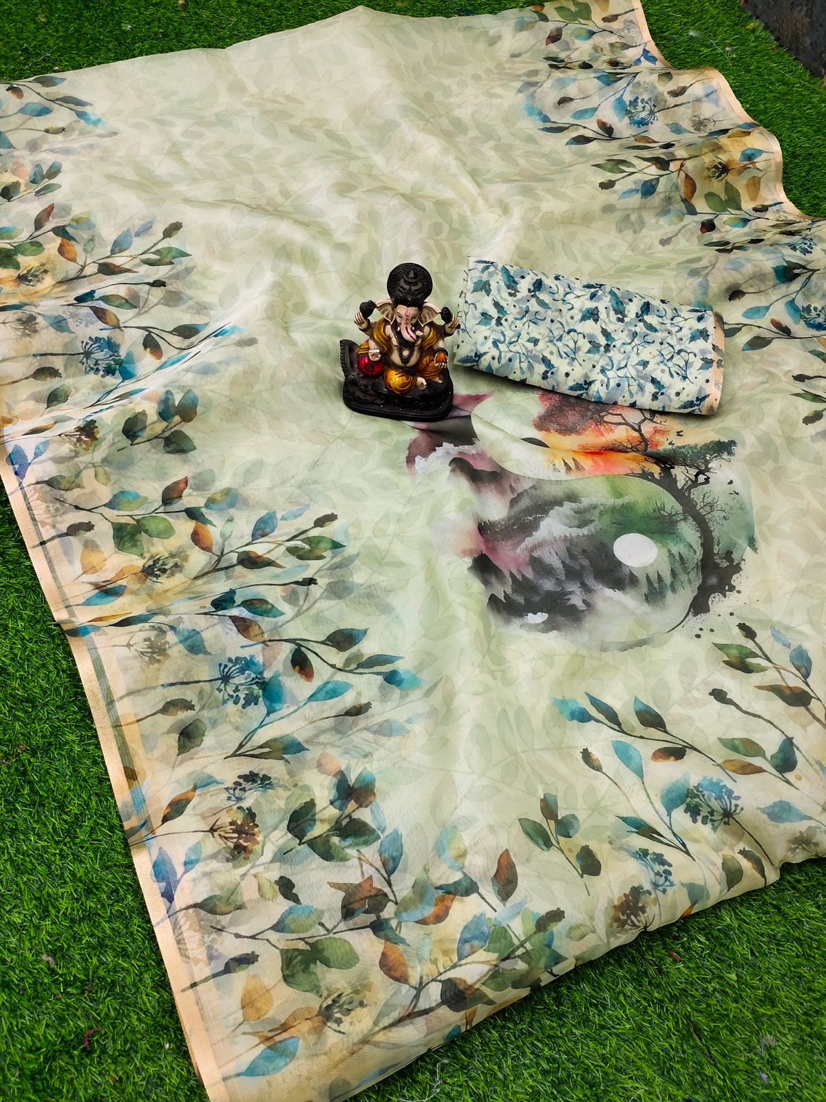 Lekha VC Mumtaj Organza Digital Printed Saree