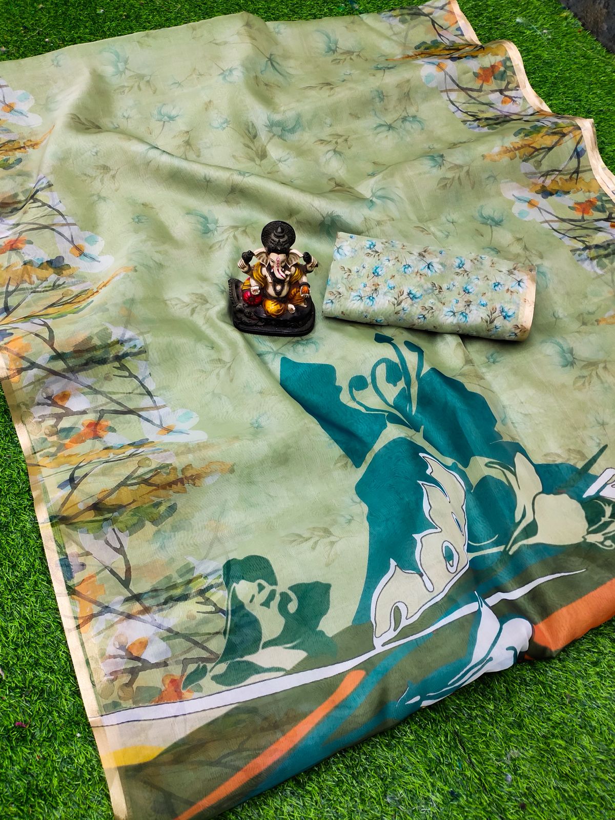 Lekha VC Mumtaj Organza Digital Printed Saree