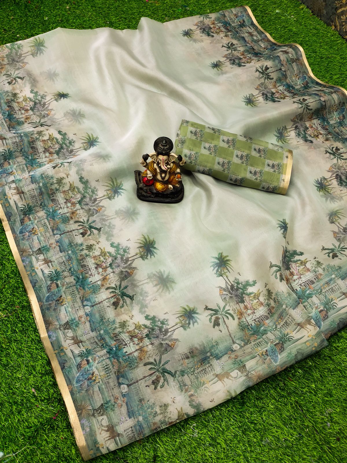 Lekha VC Mumtaj Organza Digital Printed Saree