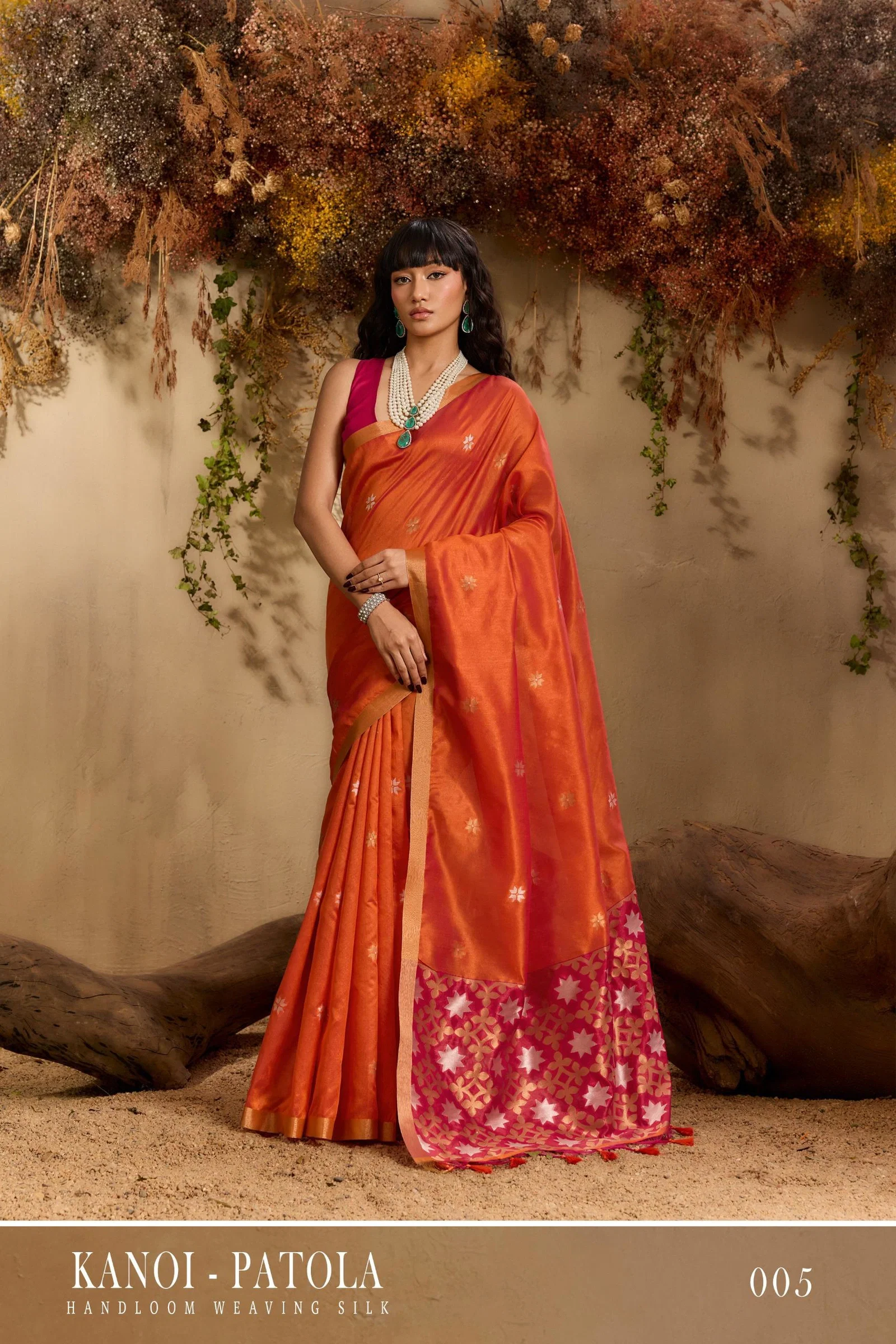 Rajtex Kanoi Patola Tussar Silk Handloom Weaving Saree