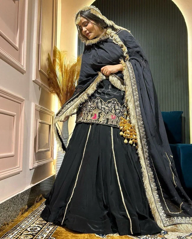 Glory 5865 Crep Silk Sharara Set