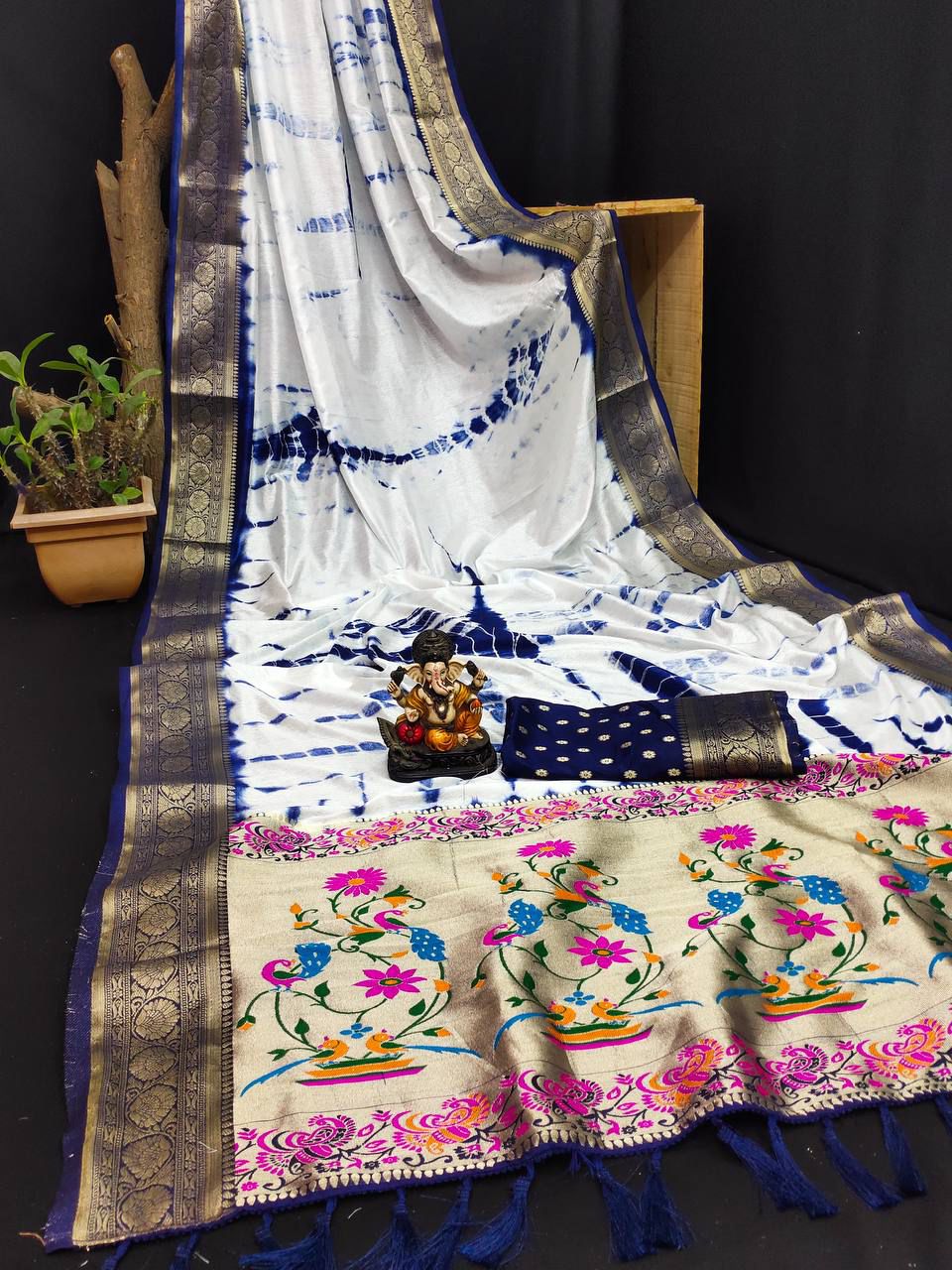 Lekha VC Arpita Dola Silk Sibori Print Zari Weaving Border Saree