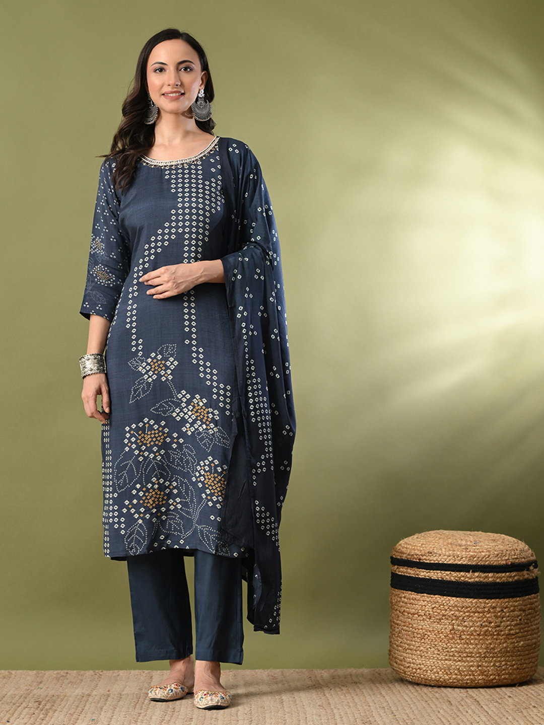 Hr 1056 Pure Muslin Printed Kurti Bottom And Dupatta Collection