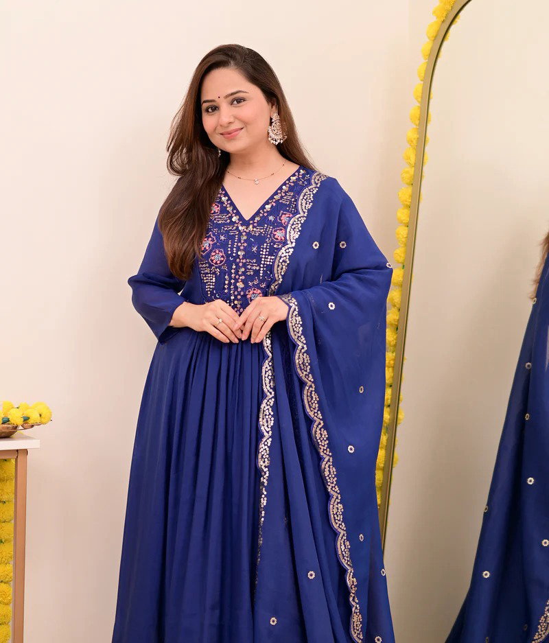 Visitara 01 Chanderi Silk Embroidery Work Kurti Pant And Dupatta Collection