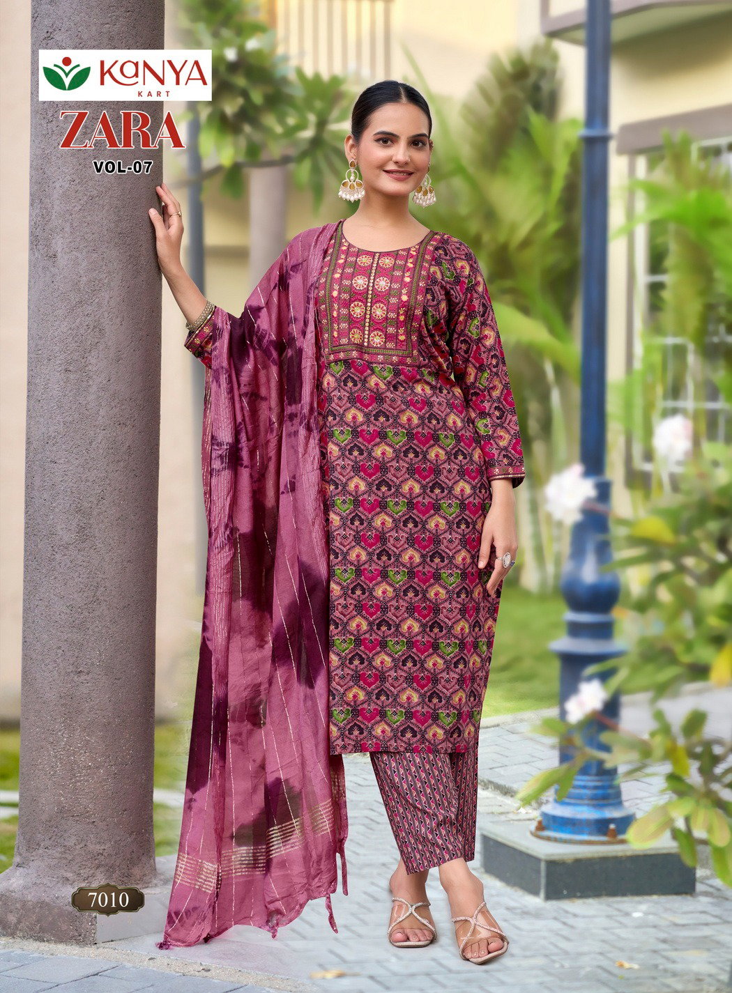 De Zara Vol 7 Rayon Printed Straight Cut Embroidered Kurti With Bottom Dupatta
