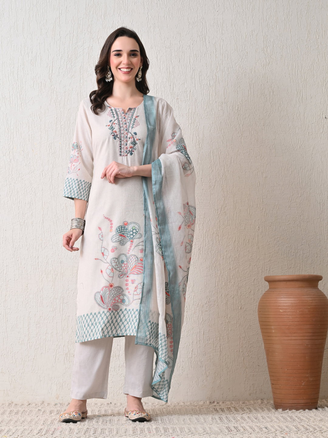 Hr 1502 Poly Flex Printed Kurti And Bottom Dupatta Collection