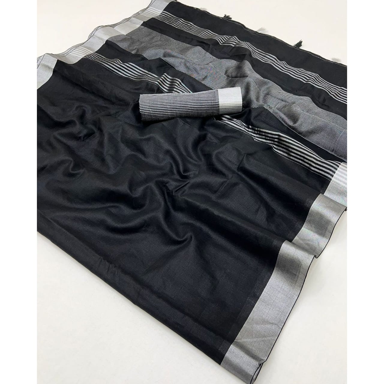 Scwt Linen B Linen Woven Crafted Fancy Saree Collection