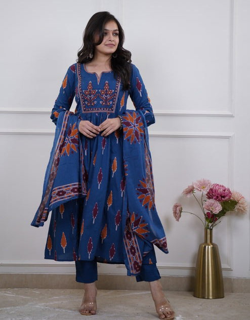 Dhruvi 393 Viscose Casual Wear Kurti Pant And Dupatta Collection