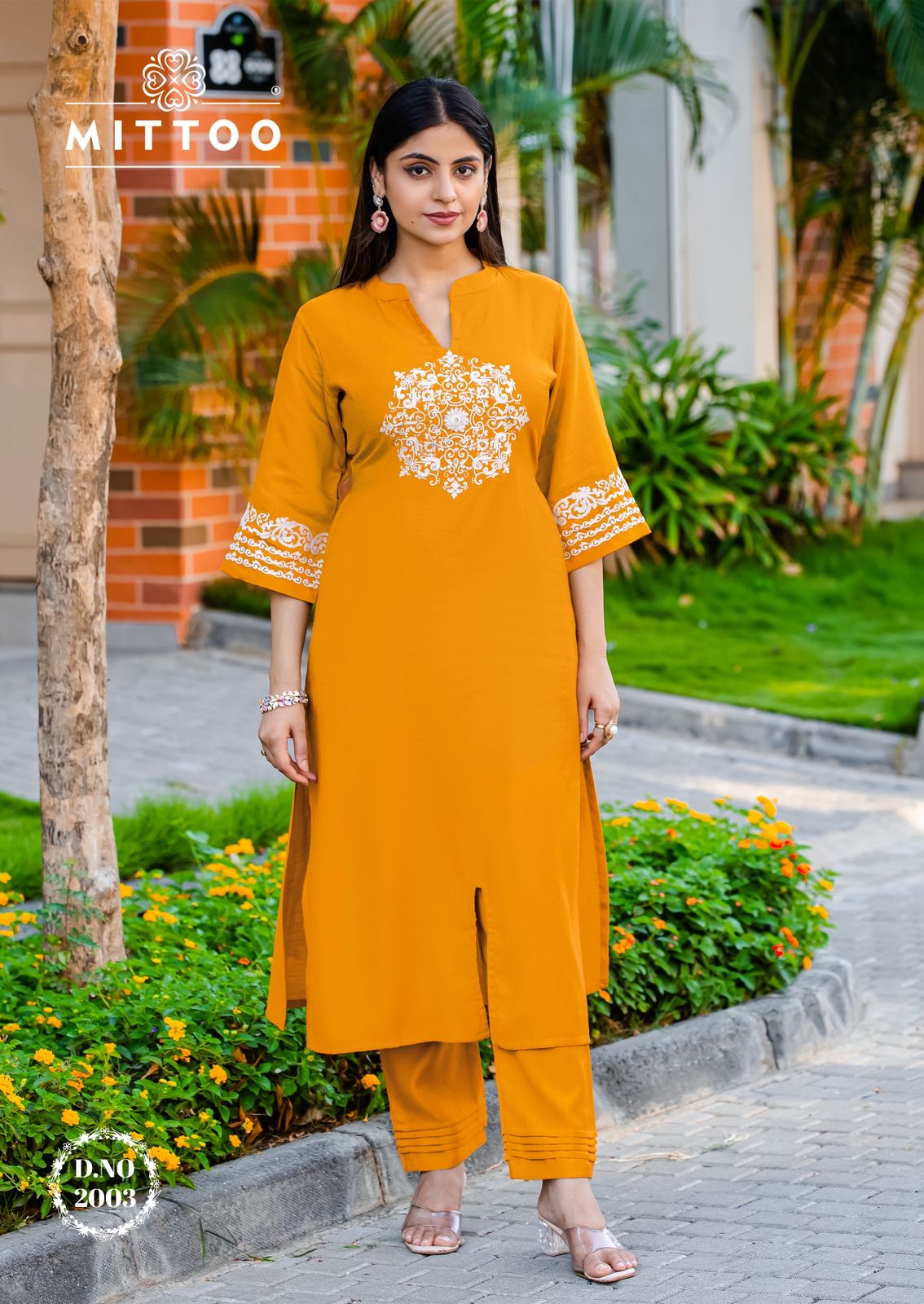 Mittoo Samyaa Viscose With Threadwork Top And Bottom Collection