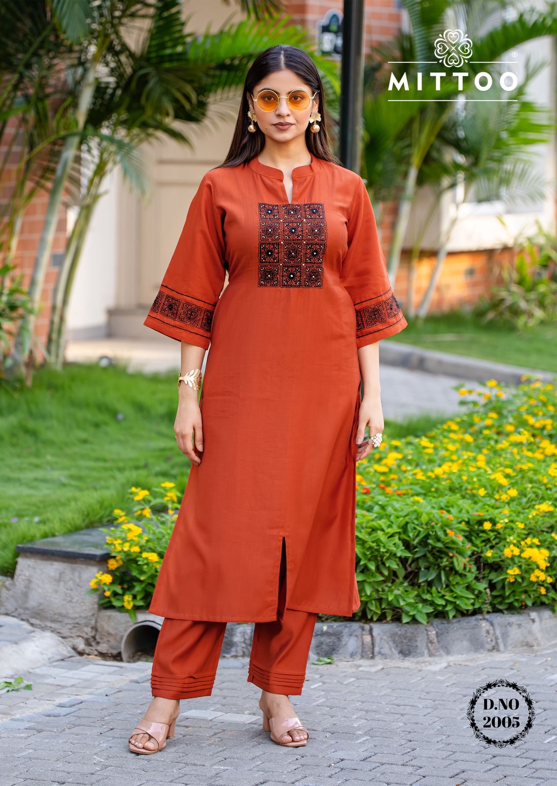Mittoo Samyaa Viscose With Threadwork Top And Bottom Collection