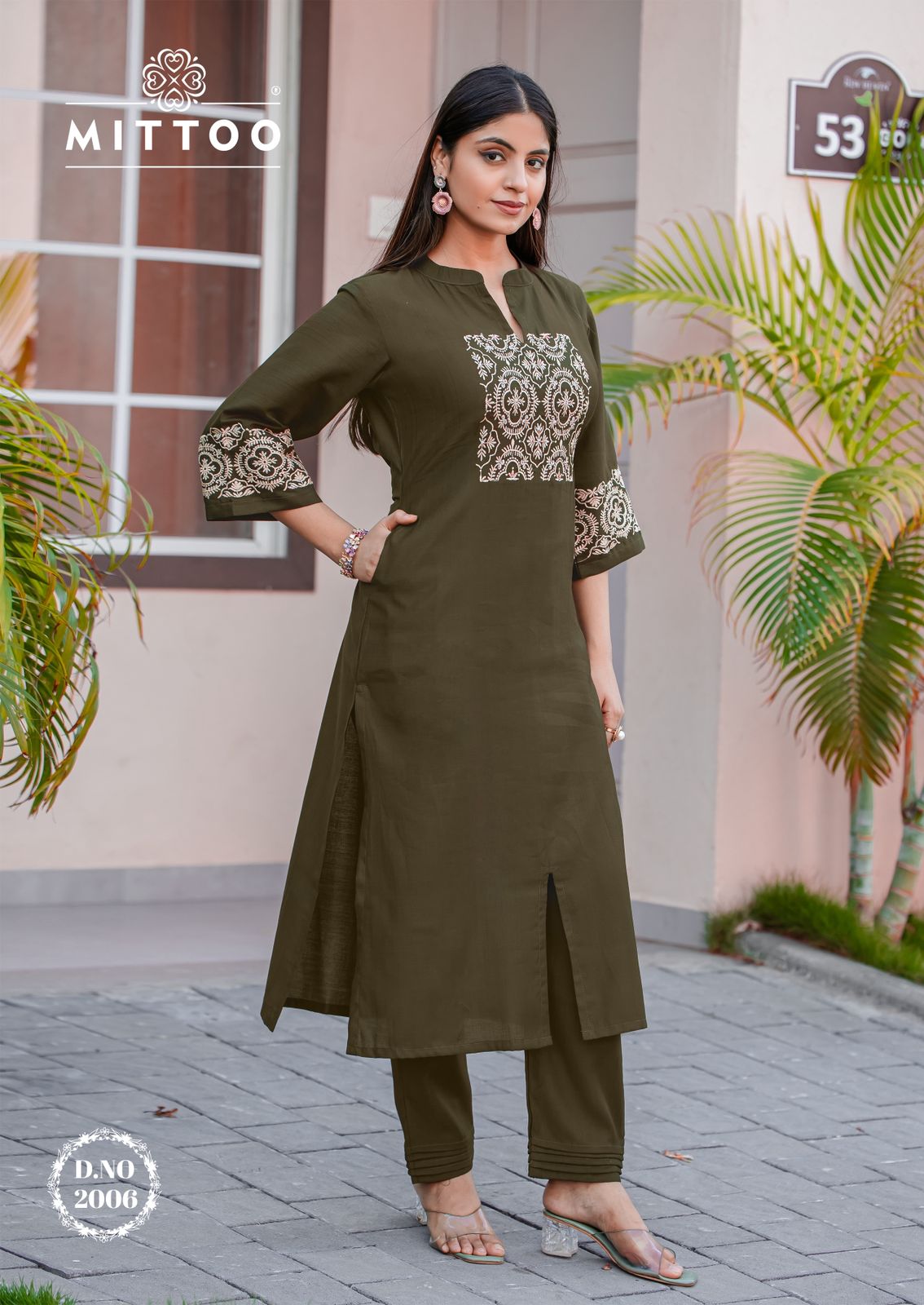 Mittoo Samyaa Viscose With Threadwork Top And Bottom Collection
