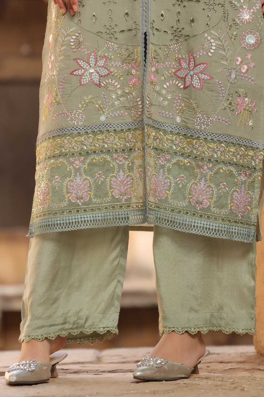 Naisha K 578 Mal Chanderi Festival Wear Kurti Pant And Dupatta