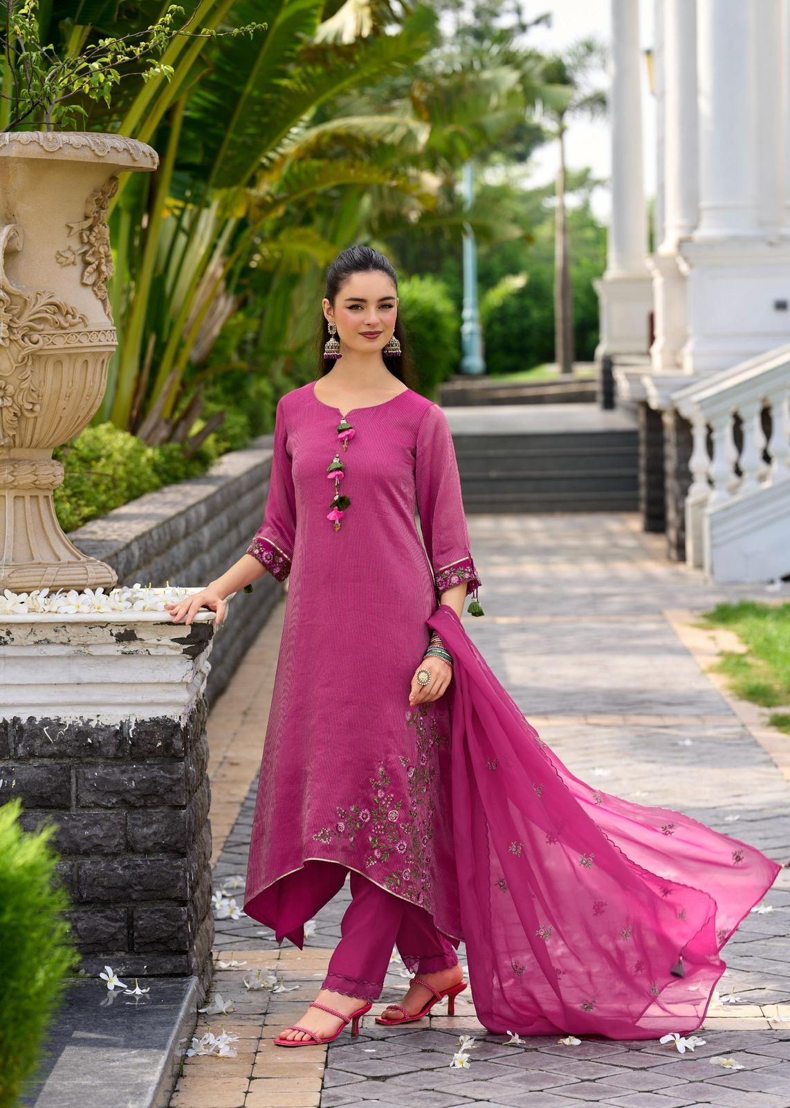 Prm Saheli Russain Silk Jacquard With Embroidery Kurti Pant And Dupatta
