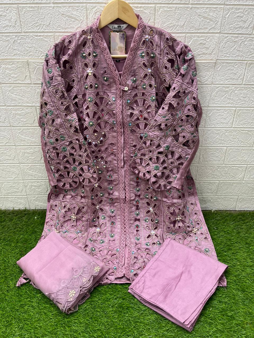 Luxury Pret 1525 Tunic Stylist & Pant Pakistani Readymade Collection 