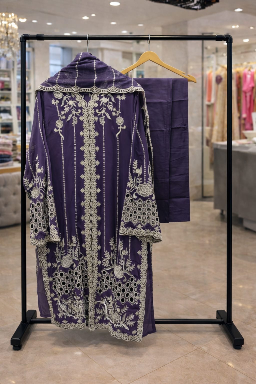 Luxury Pret Lpc 321 gerjotte Pakistani Readymade Collection 