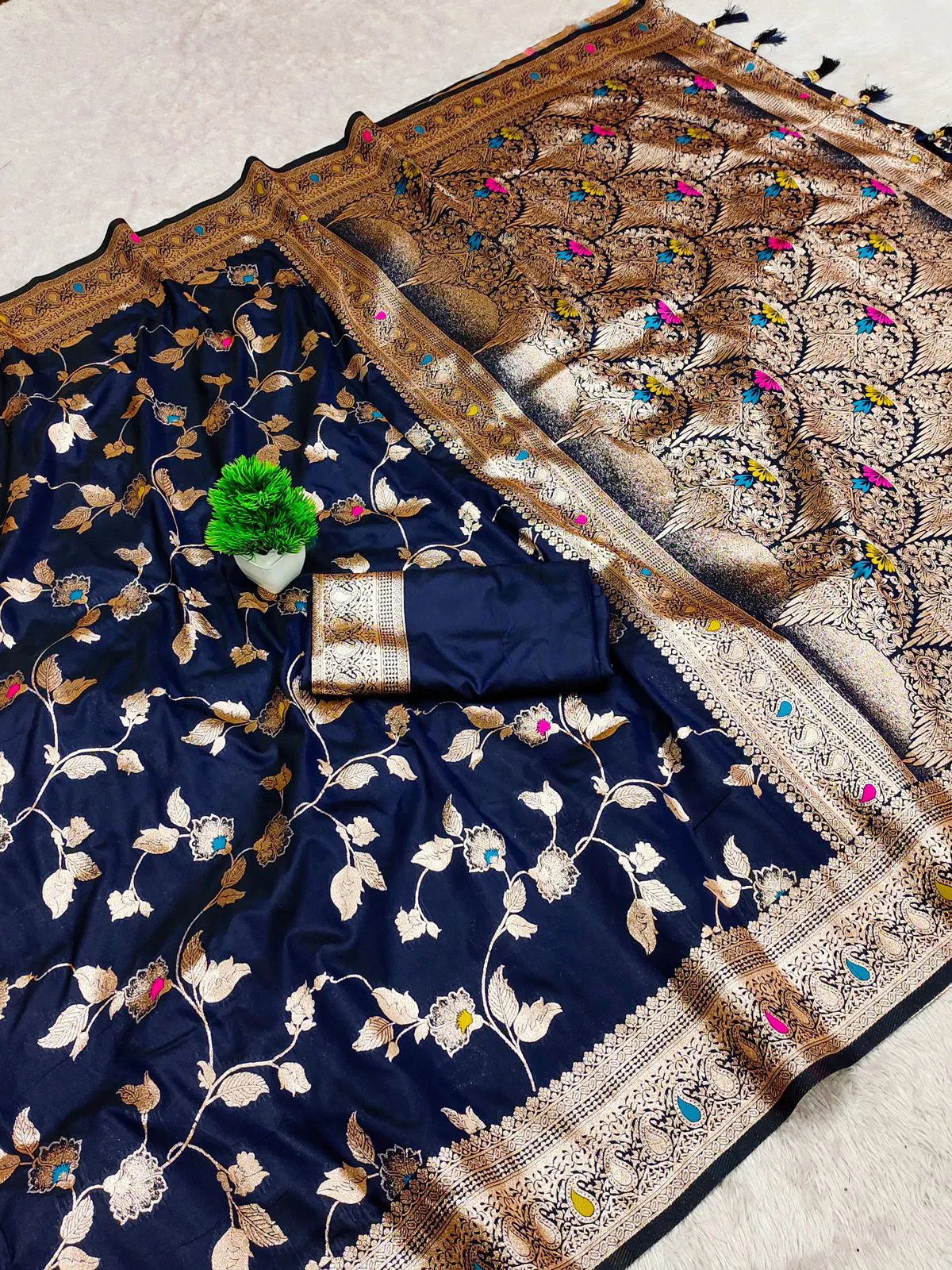 Lekha MN Banarasi 4D Vol 1 Patola Soft Banarasi Silk Zari Weaving Meenakari Saree
