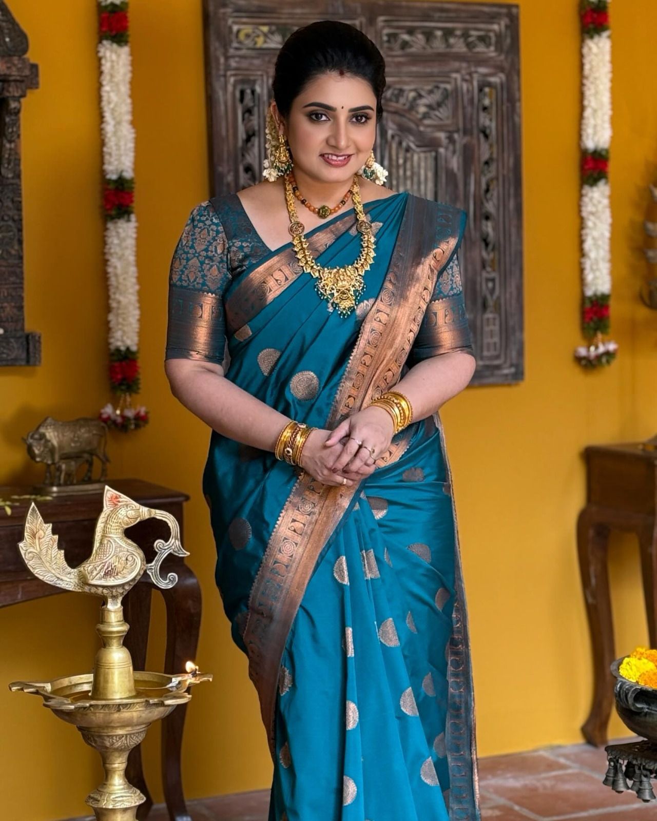 Aab Jiya Art Silk Jacquard Border Festive Wear Saree