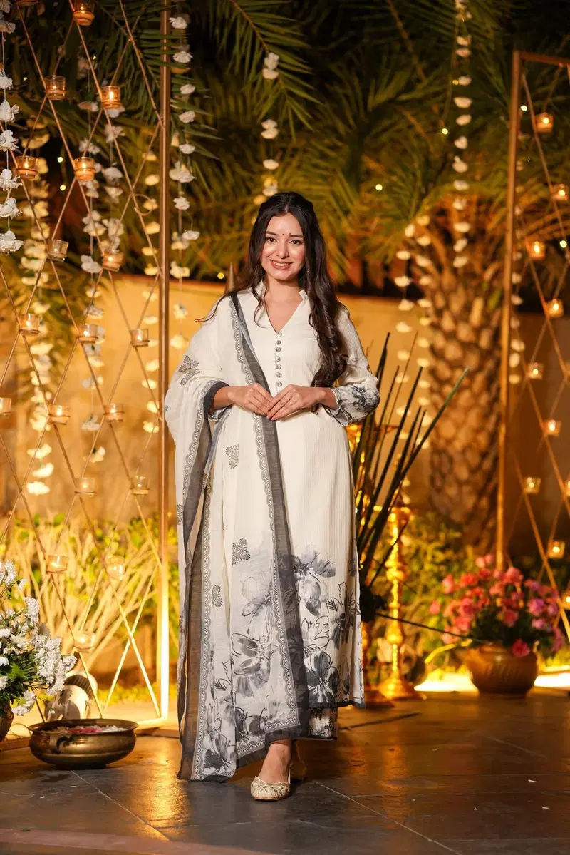 Deepa 01 Viscose Chanderi Casual Wear Kurti Pant And Dupatta