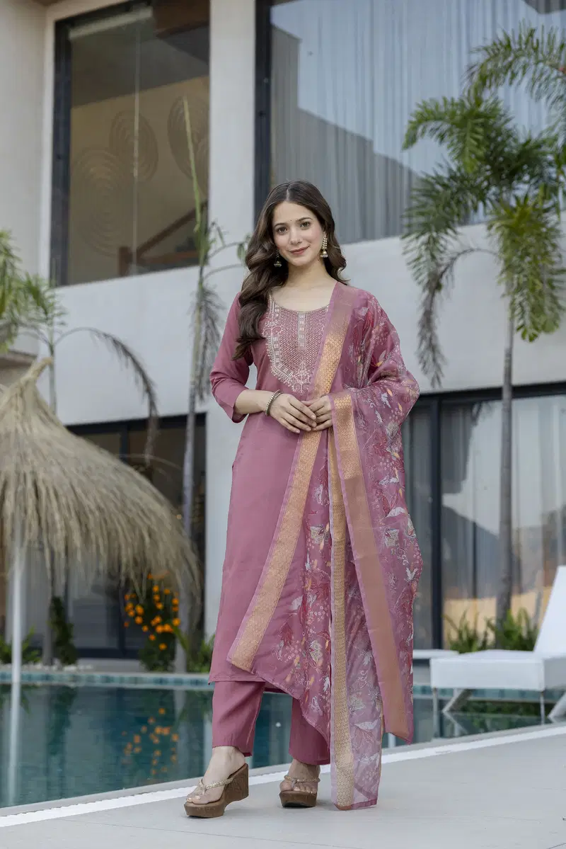 Devpankhudi 01 Chanderi With Embroidery Work Kurti Pant And Dupatta