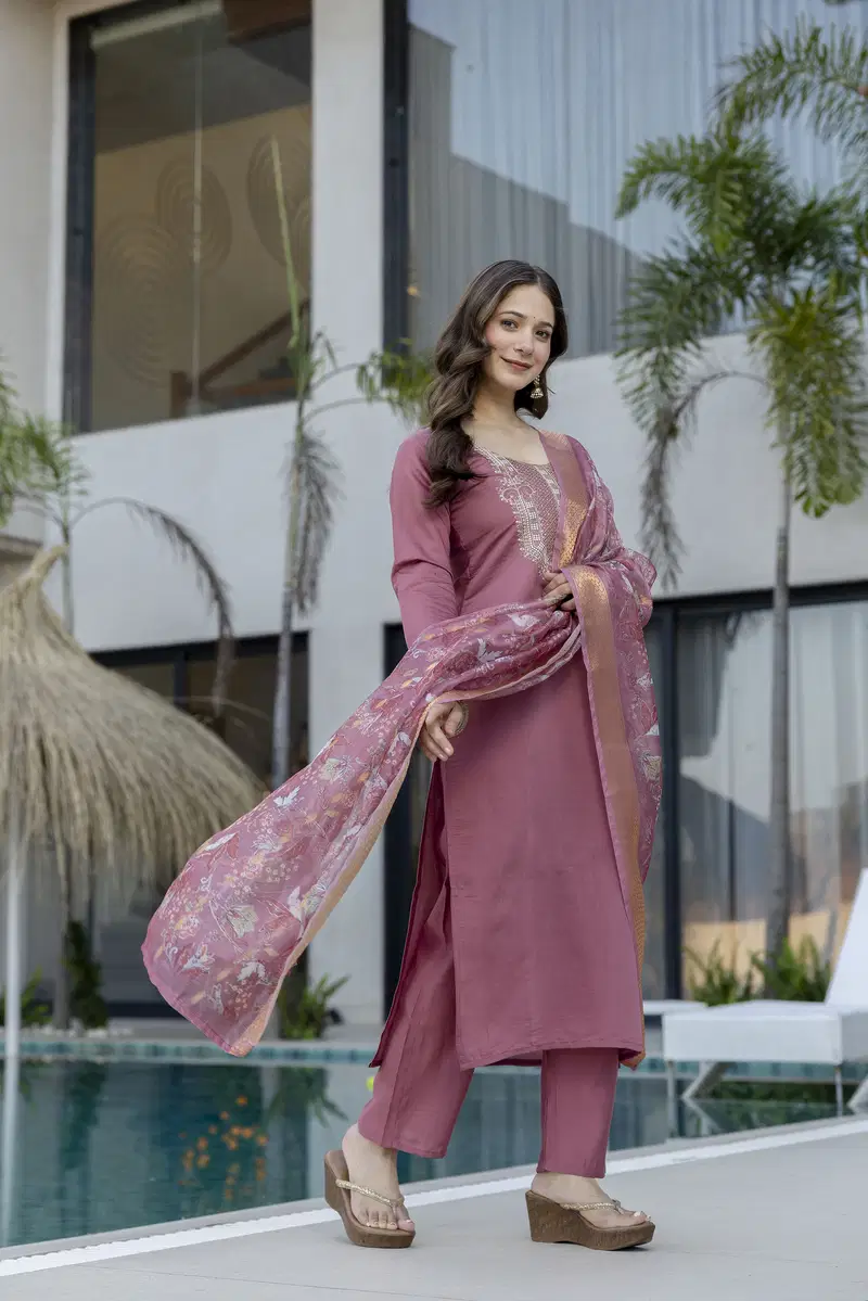 Devpankhudi 01 Chanderi With Embroidery Work Kurti Pant And Dupatta