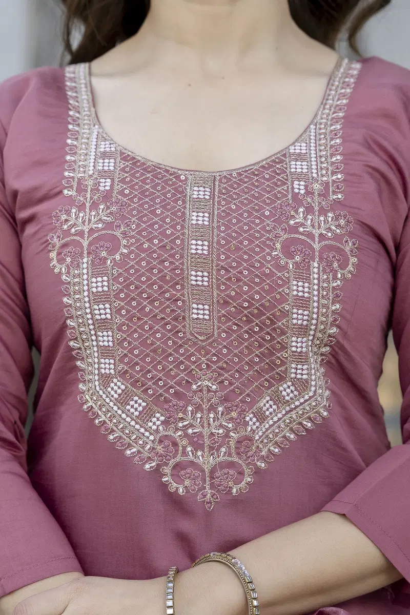 Devpankhudi 01 Chanderi With Embroidery Work Kurti Pant And Dupatta