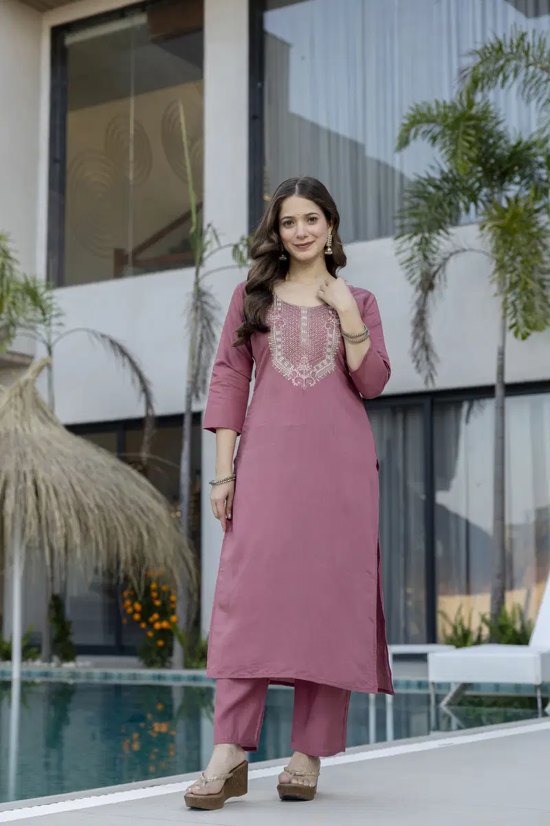 Devpankhudi 01 Chanderi With Embroidery Work Kurti Pant And Dupatta