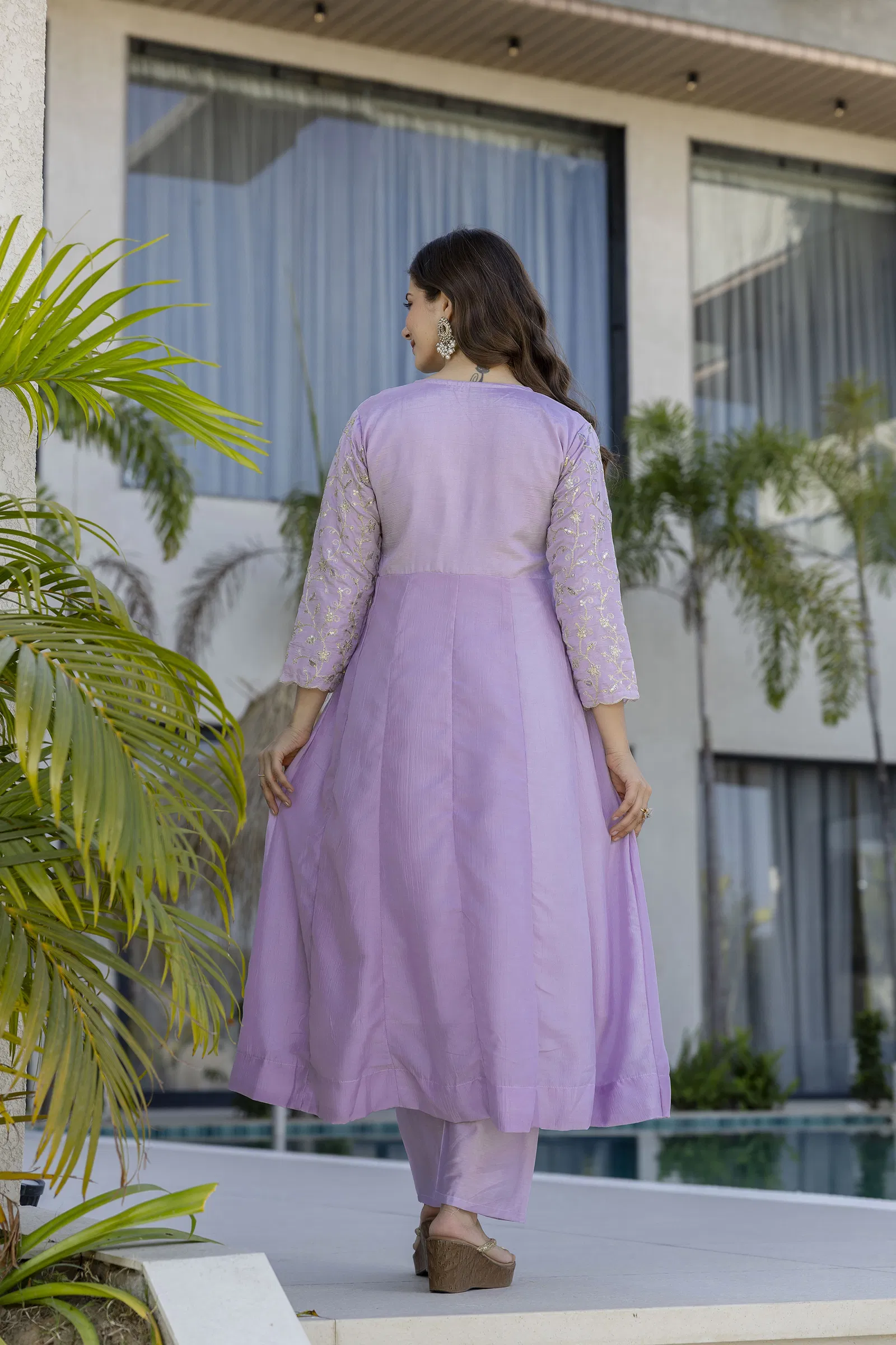 Devmonalisa 01 Vichitra Silk With Embroidery Kurti Pant And Dupatta