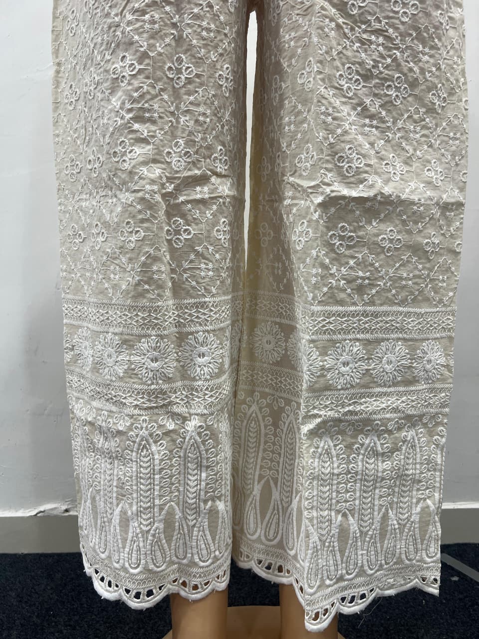 Maji Chikankari Plazzo 03 Cambric Cotton Hit Chikankari Work Loose Fit Plazzo