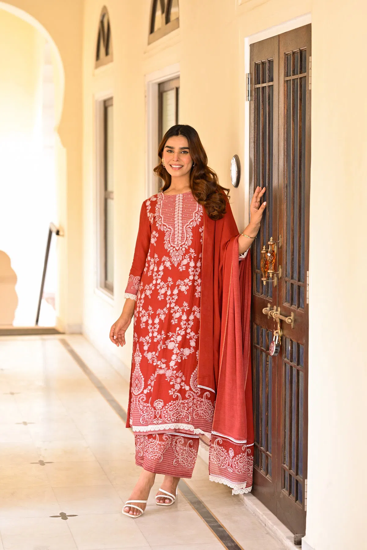 Inaya 01 Muslin With Printed Casual Wear Top Bottom And Dupatta Collection 