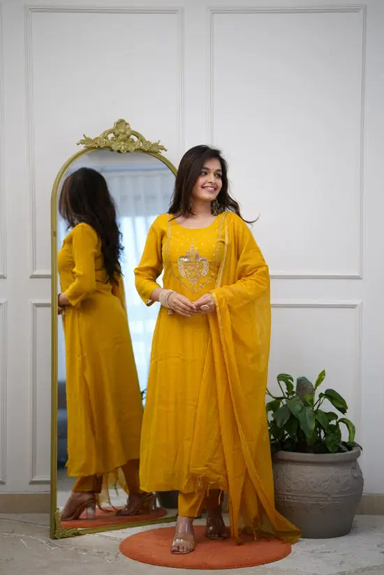 Pari Vol 1 Chanderi With Embroidered Wotk Kurti Pant And Dupatta Collection