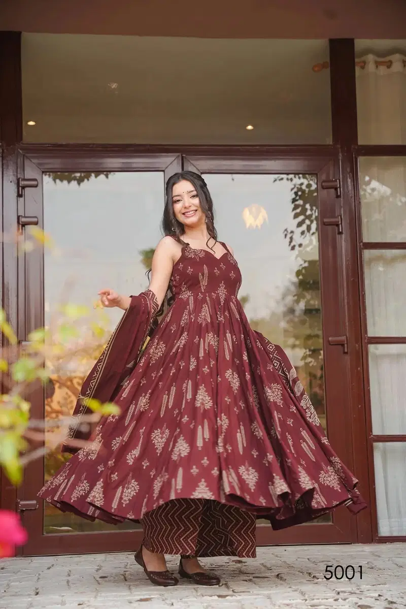 Vyoma Vol 5 Muslin Digital Printed Top Bottom And Dupatta Festival Wear Collection