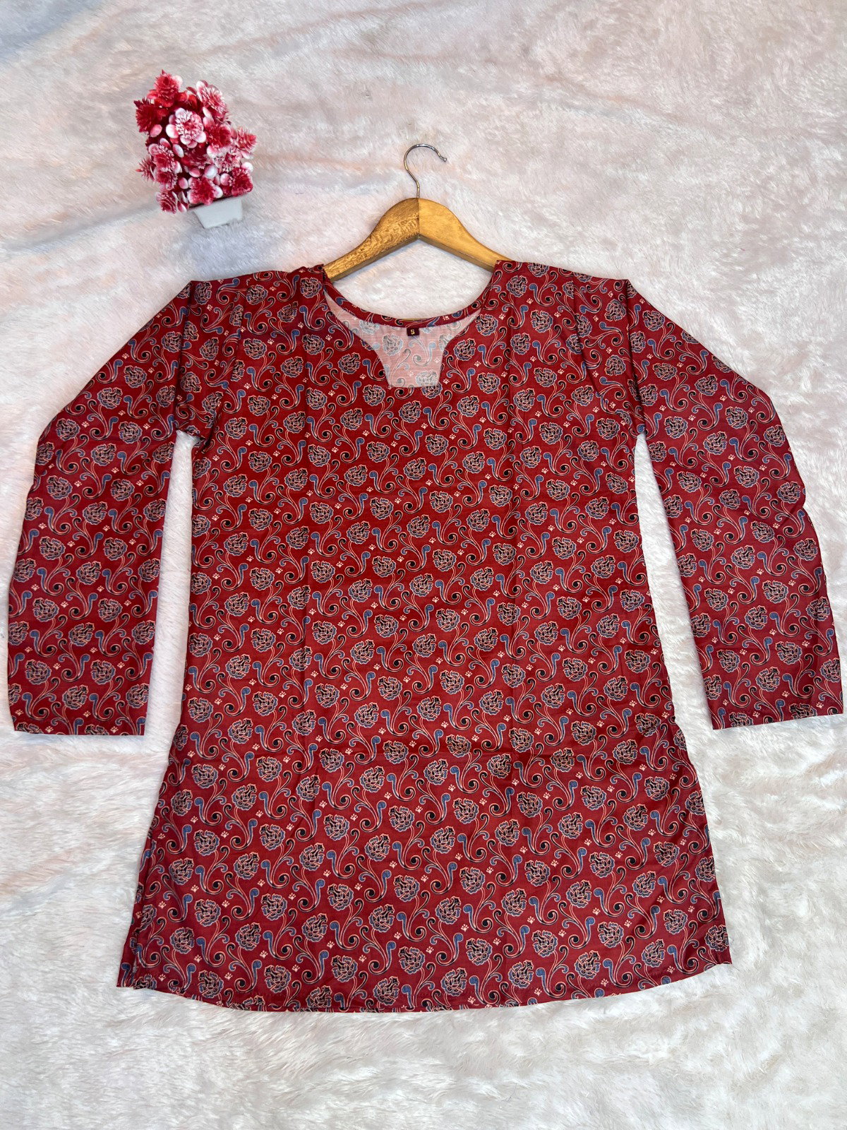 Aawiya RJ 7 Heavy Muslin Digital Printed Short Top